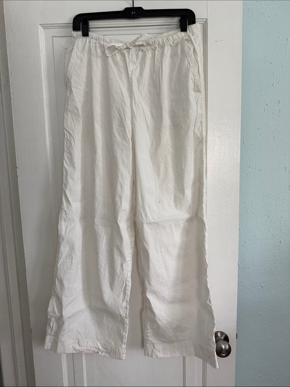 Athleta Women’s White Wide-Leg Drawstring Pants